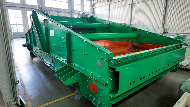 202618 Large Linear vibrating Screen