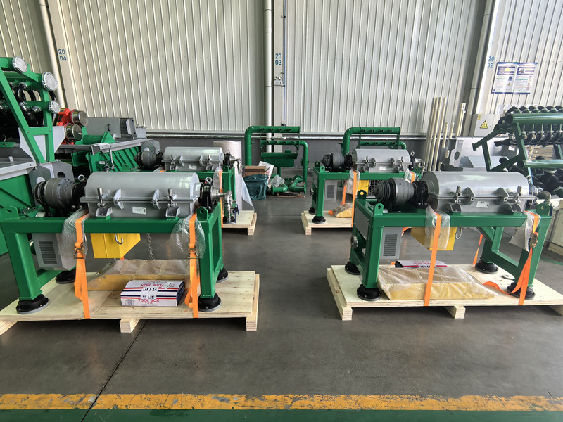 20260325 Hydraulic decanter centrifuge